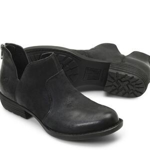 Born Kerri Black Distressed Ankle Boot US 7